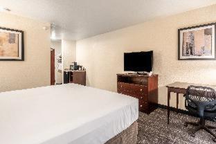Cobblestone Inn & Suites - Holdrege Room photo